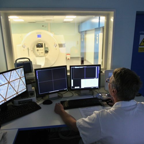 MicrosoftTeams-image (37) Lékařům a sestřičkám instalují počítače za miliony