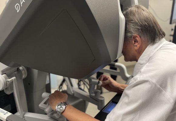 Aktuality - Představili jsme nejmodernějšího operačního robota