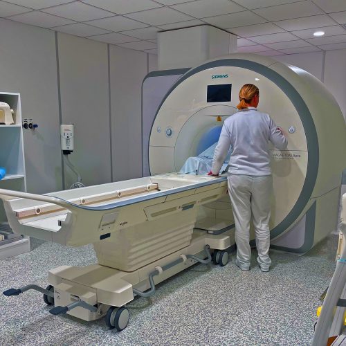 V jihlavské nemocnici bude sloužit špičková magnetická rezonance i CT